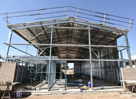 Why Dubbos Unique Climate Influences Building Design Material